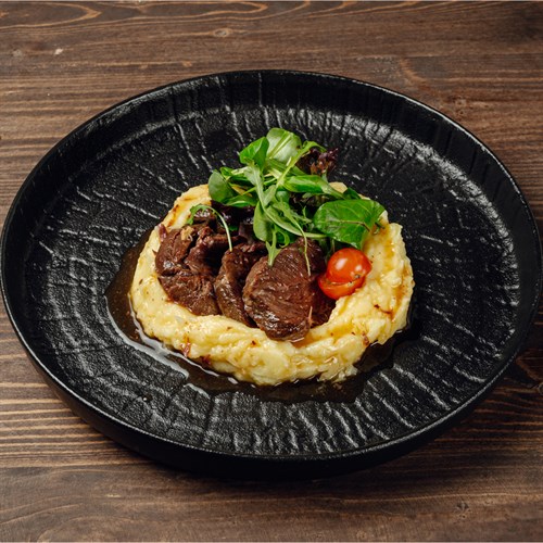 Говяжьи щёки с картофельным пюре 1000606 - фото 4555